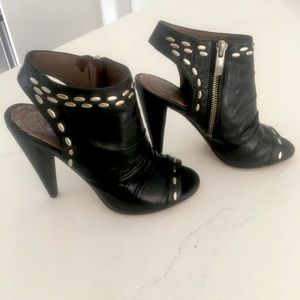 Women shoes